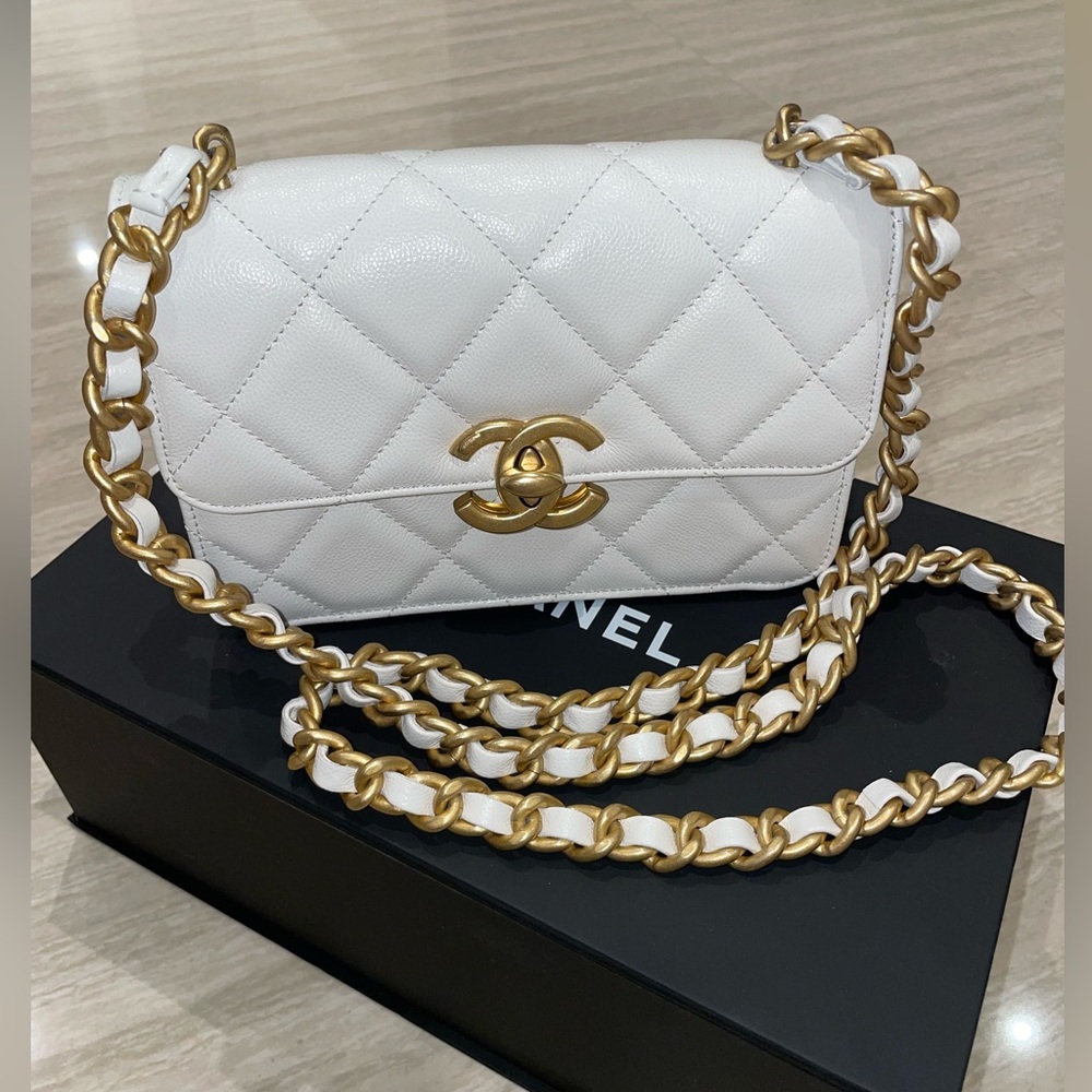 Chanel mini flap bag, White Quilted Crossbody Bag with brushed Gold Chain